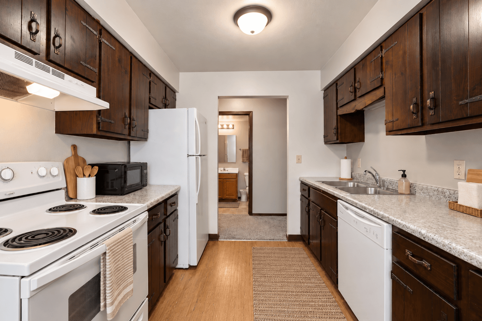 Waterloo Apartment: 3419-3421 Kingswood Pl