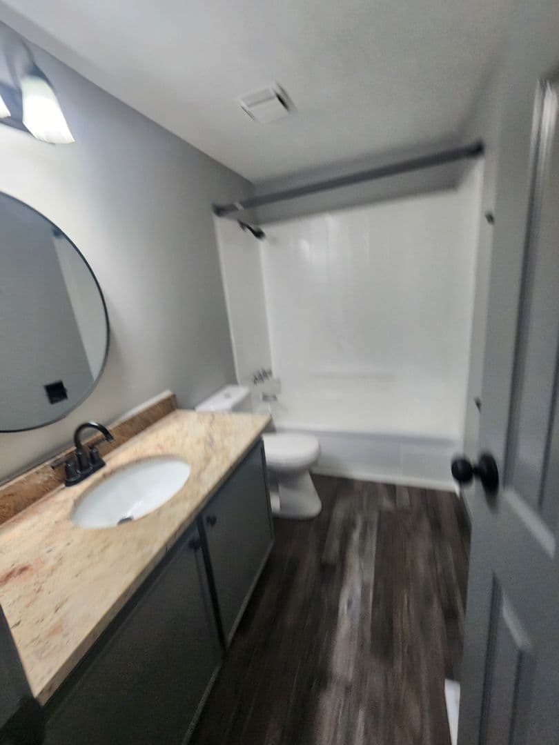 Omaha Apartment: 3816 109th Plaza