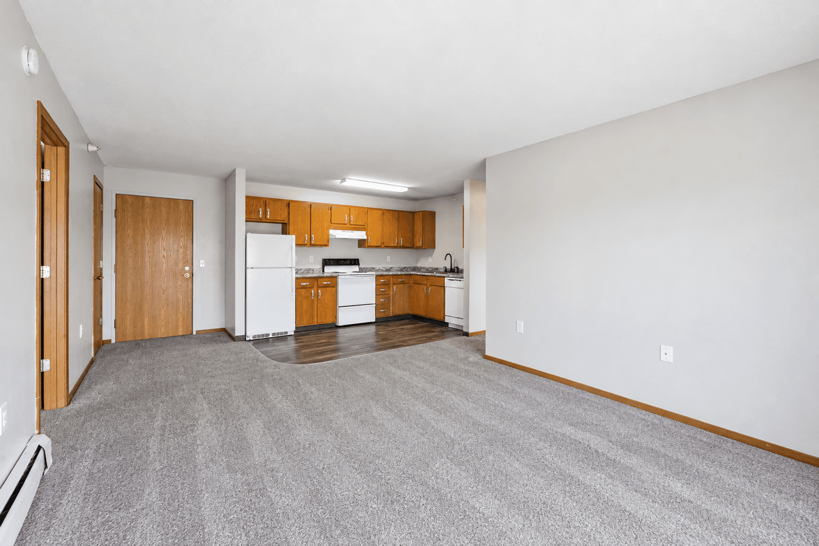 Waverly Apartment: 701 16th Street SW