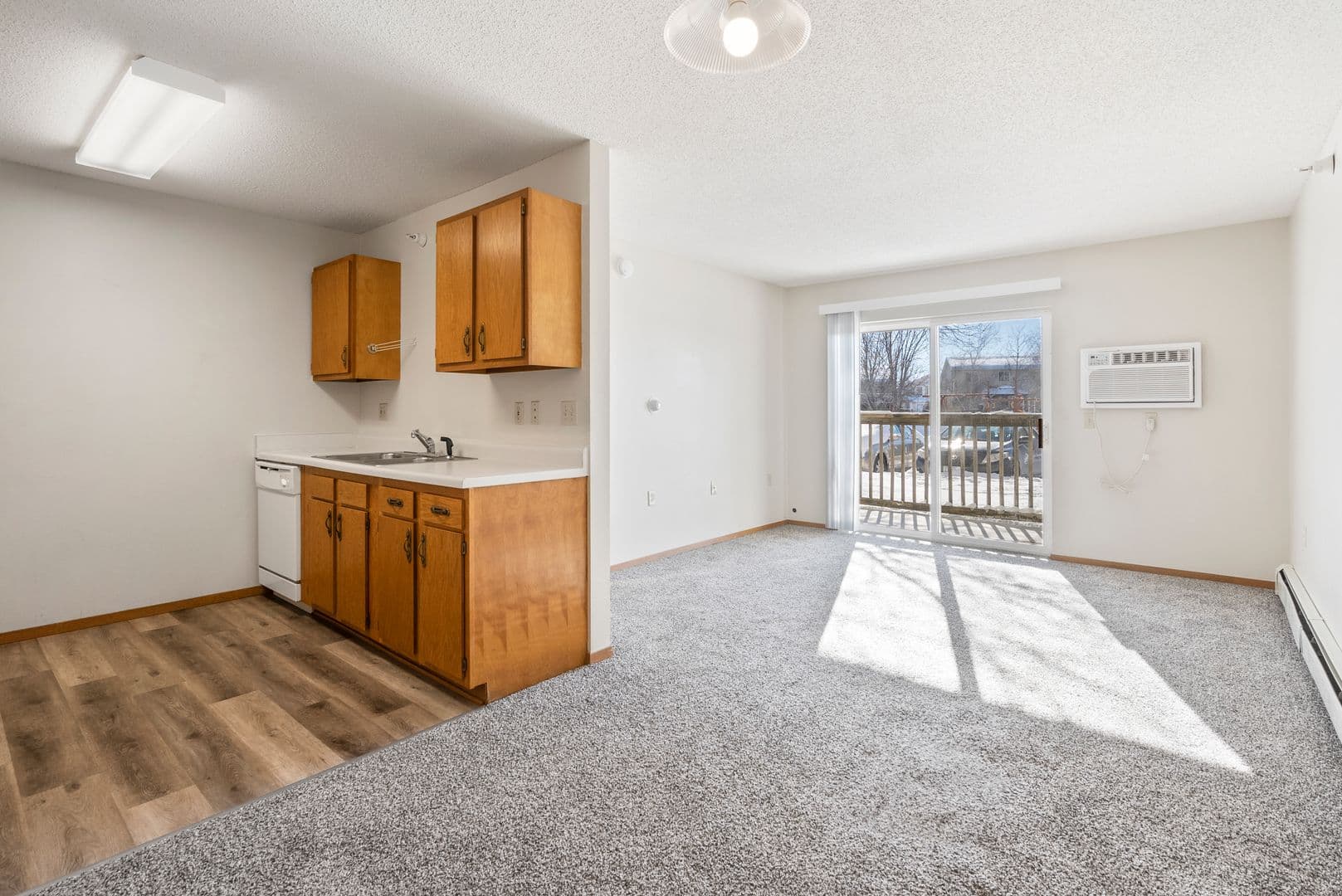 Waverly Apartment: 701 16th Street SW