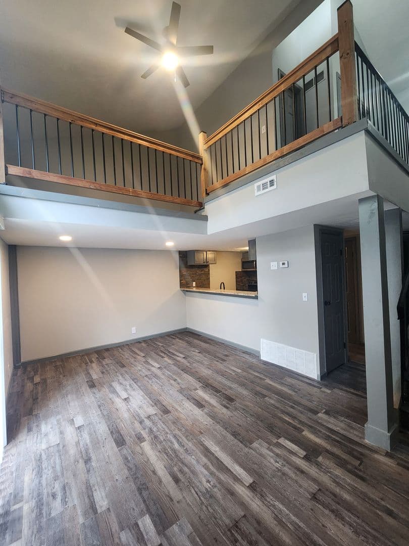 Omaha Apartment: 3816 109th Plaza