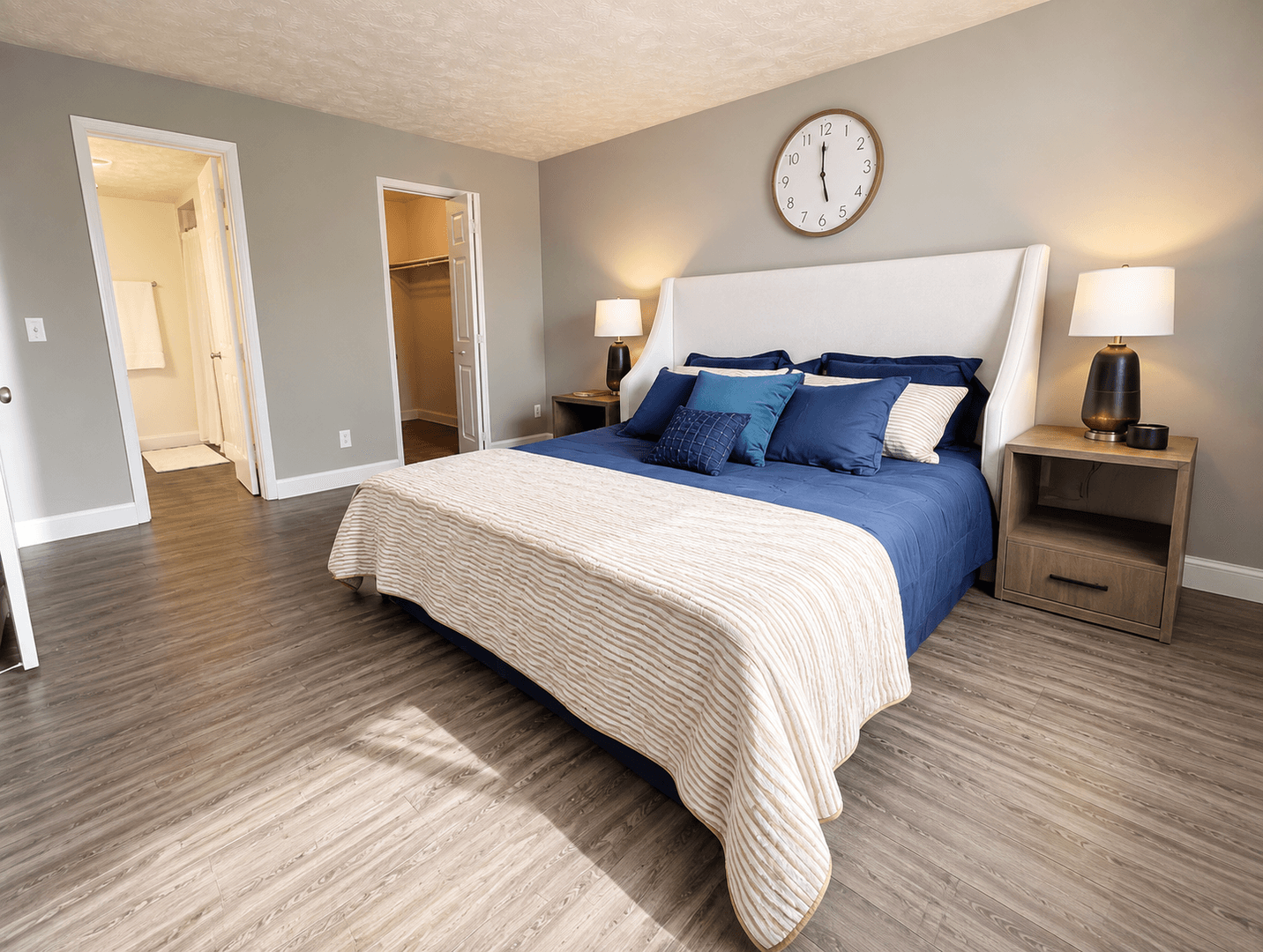 Omaha Apartment: 10505 Evans Plaza