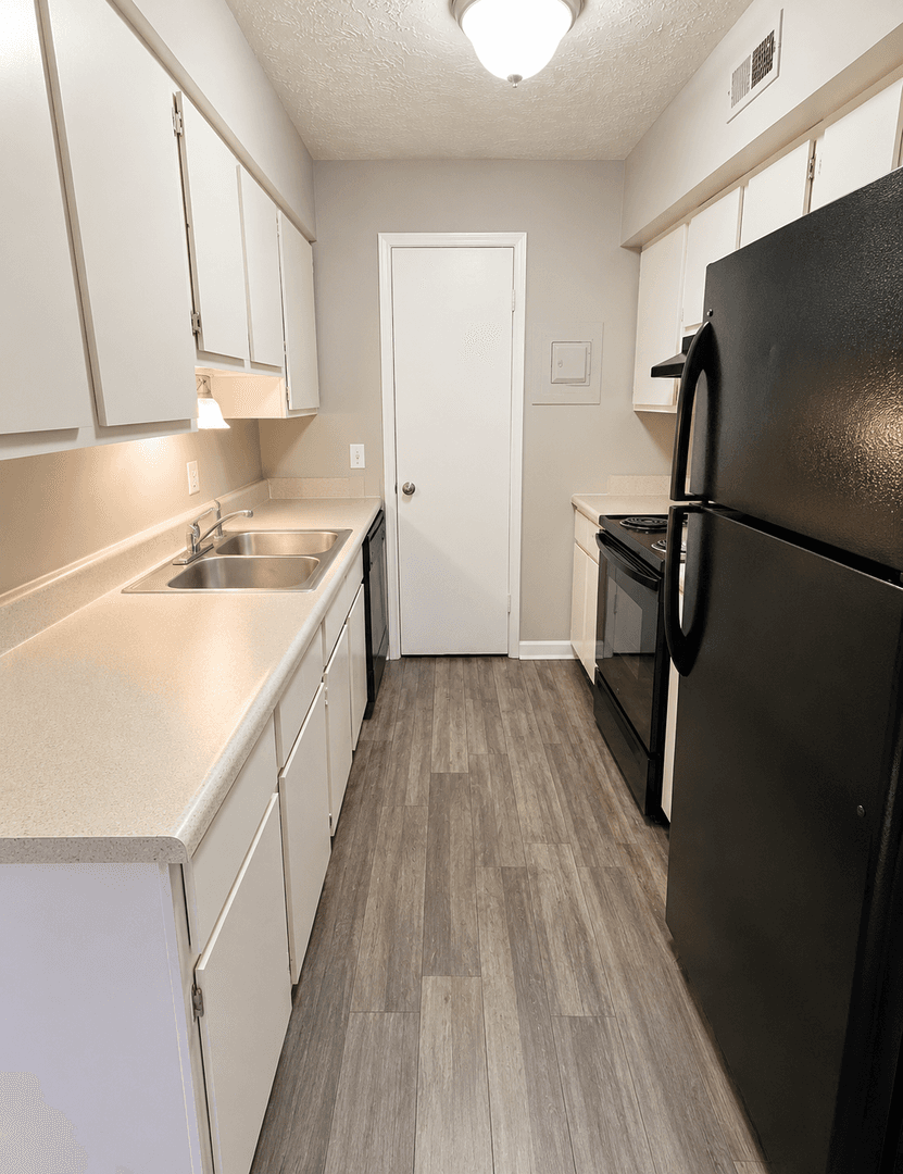 Omaha Apartment: 10505 Evans Plaza