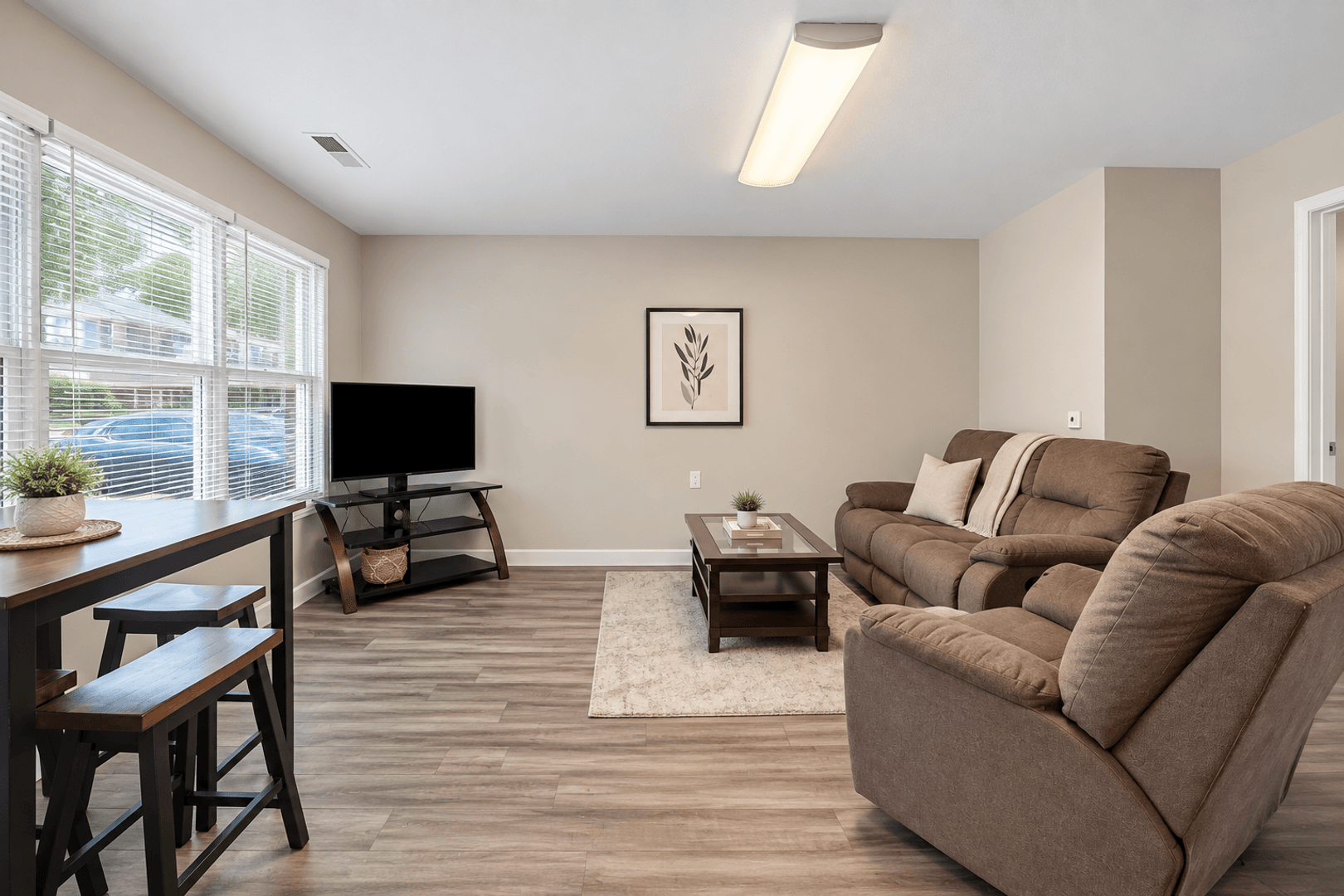 Cedar Falls Apartment: 2112 Merner Ave