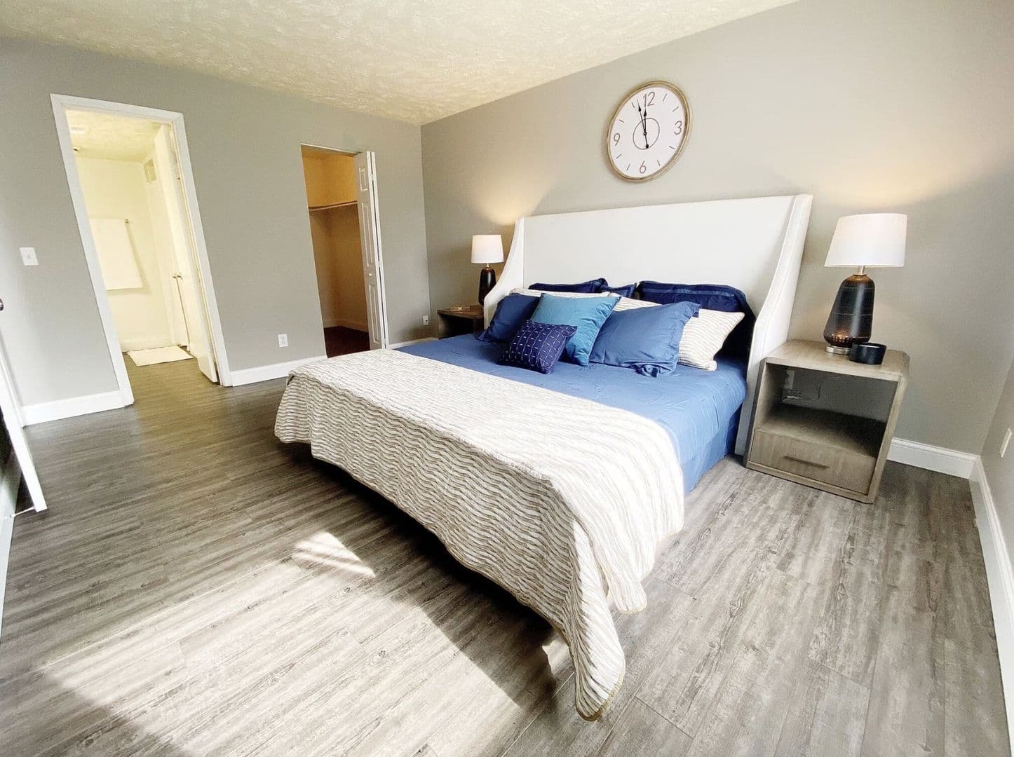 Omaha Apartment: 10505 Evans Plaza