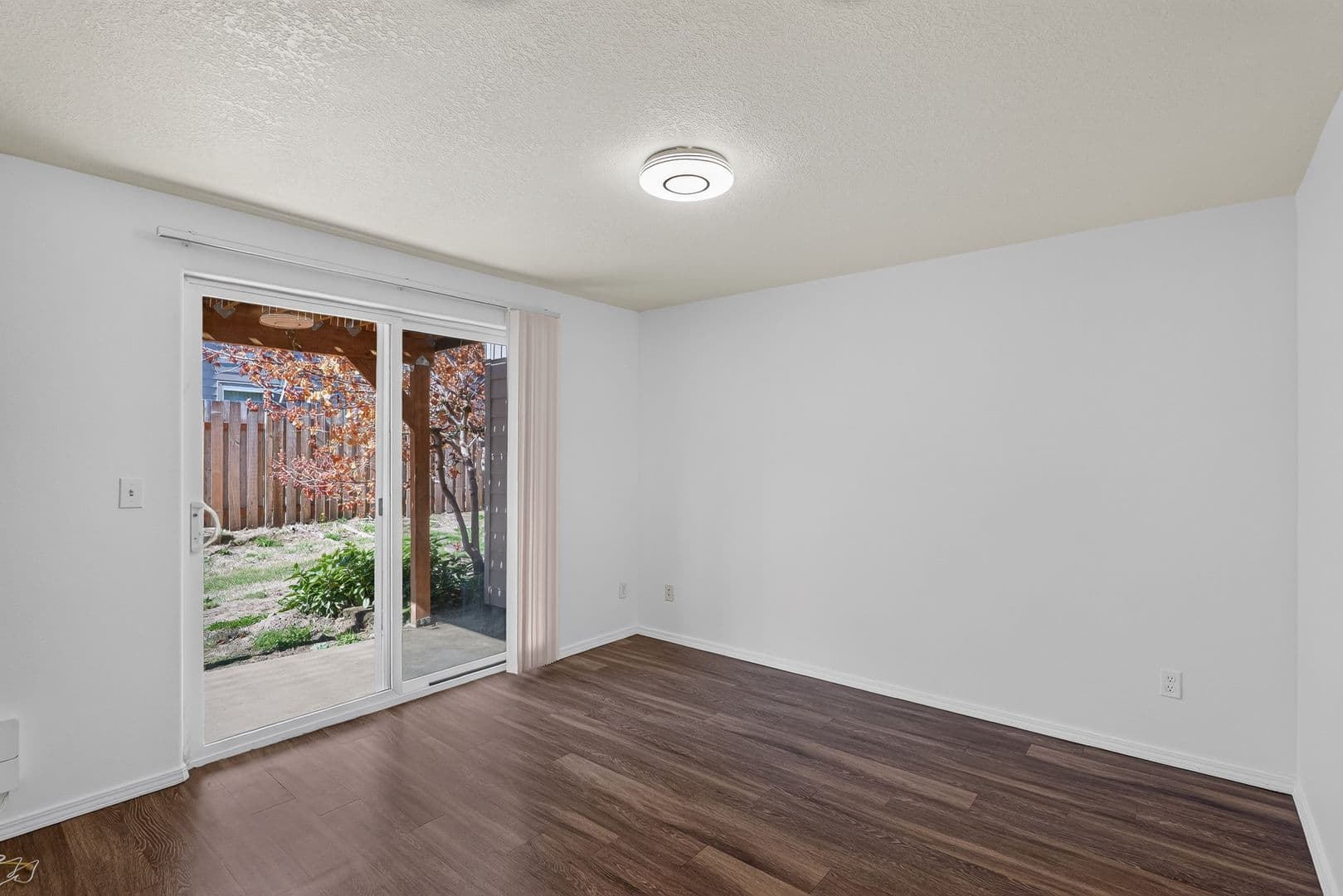 Beaverton Townhome: 4223 SW 159th Ave, unit #A