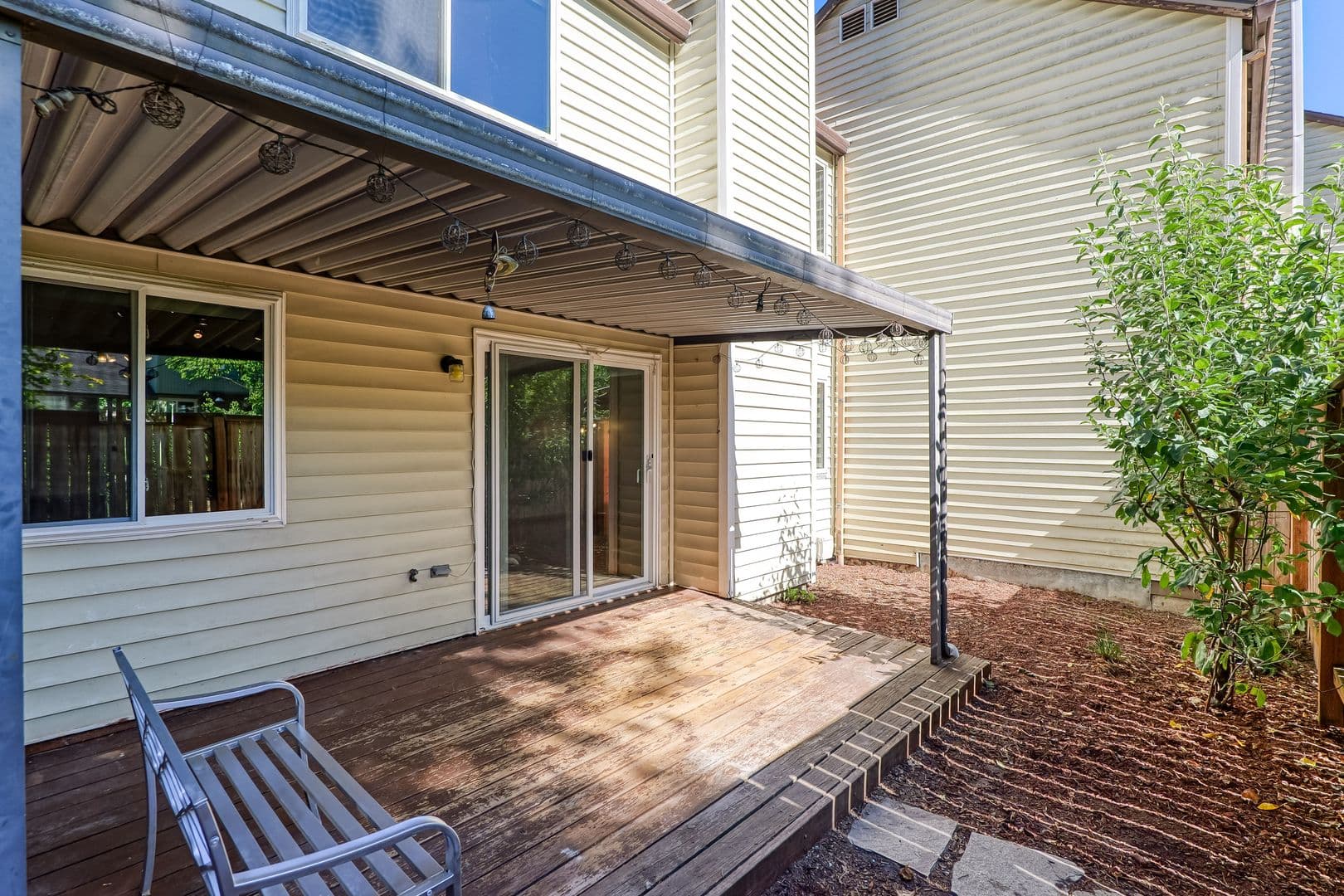 Beaverton Townhome: 5751 SW 204th Place