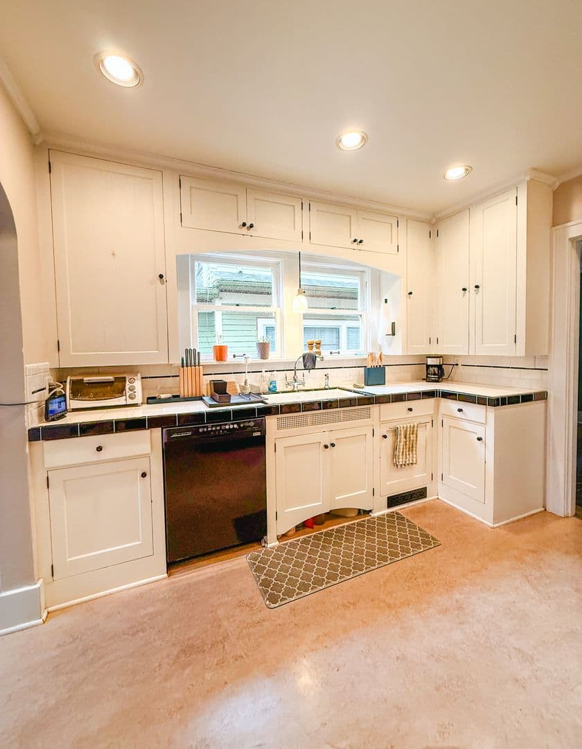 Portland House: 3524 NE 13TH AVE