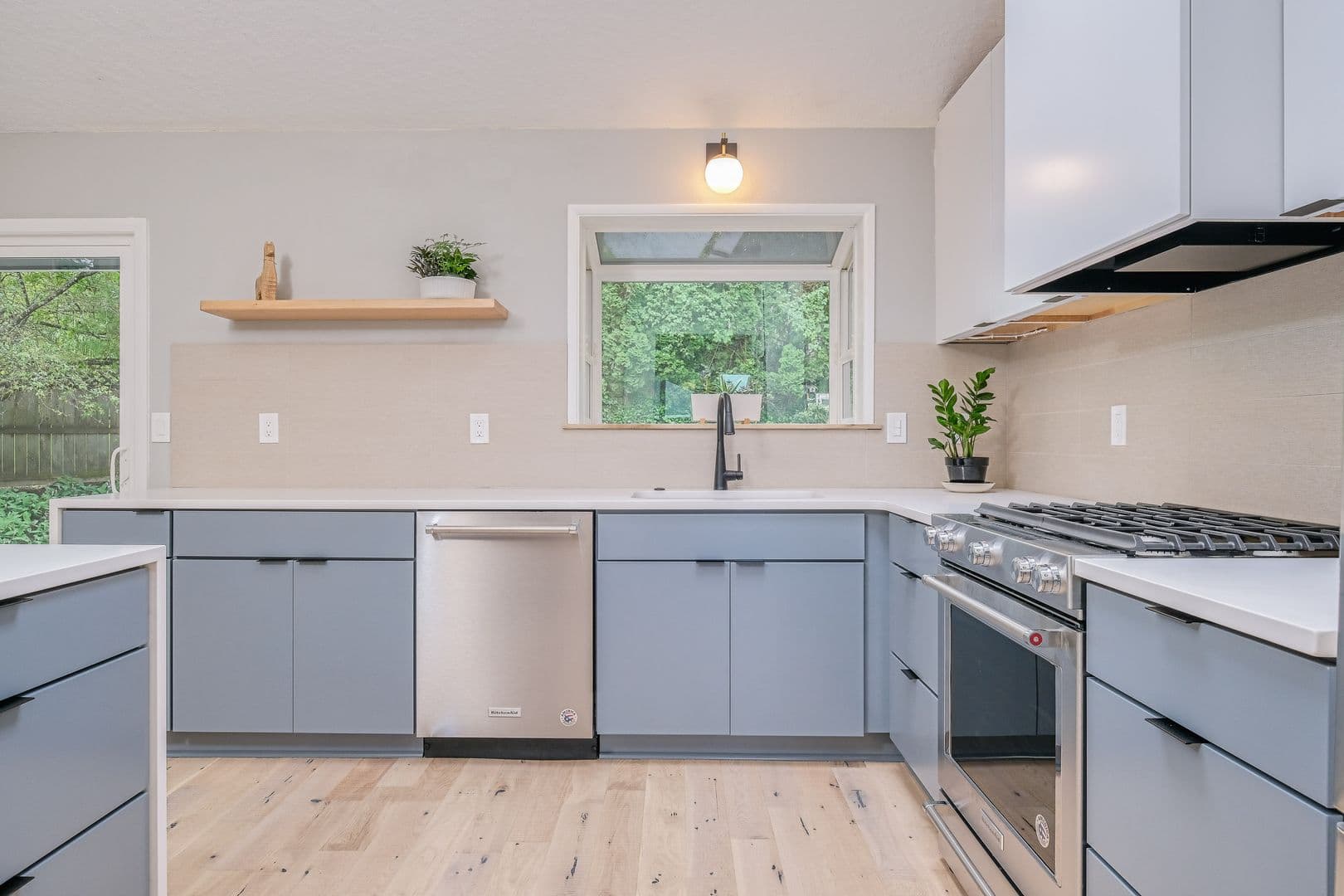 Lake Oswego House: 1698 Aspen St
