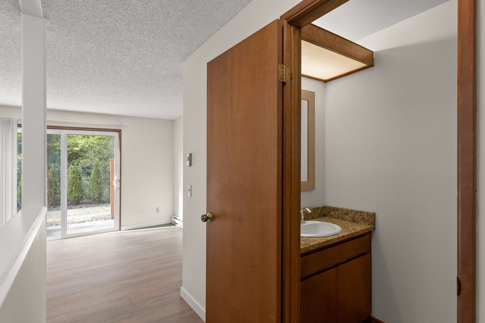 Beaverton Townhome: 17146 SW Alexander St