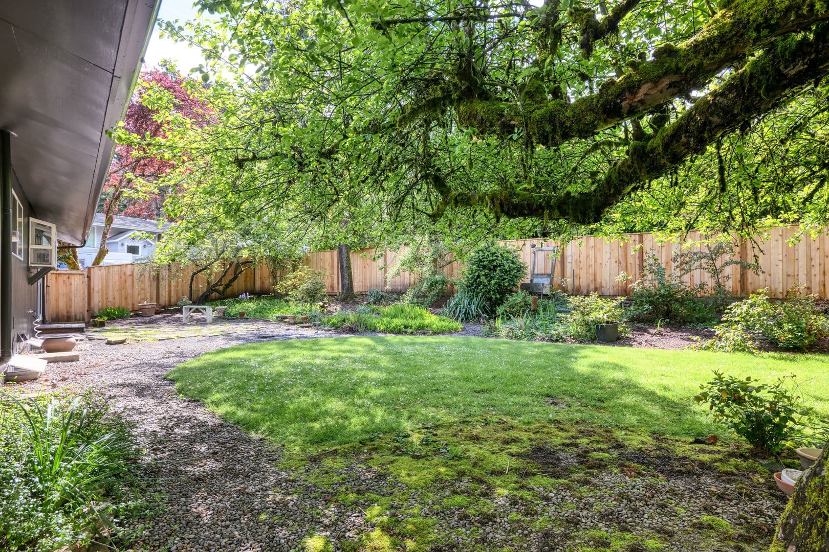 Lake Oswego House: 1698 Aspen St
