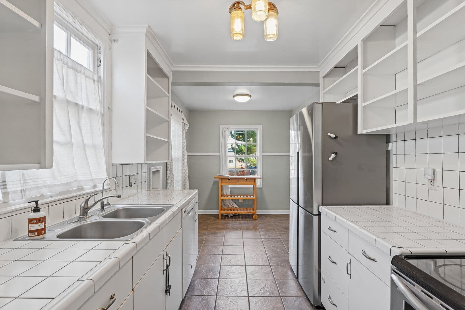 Portland House: 8213 N. Peninsular Avenue