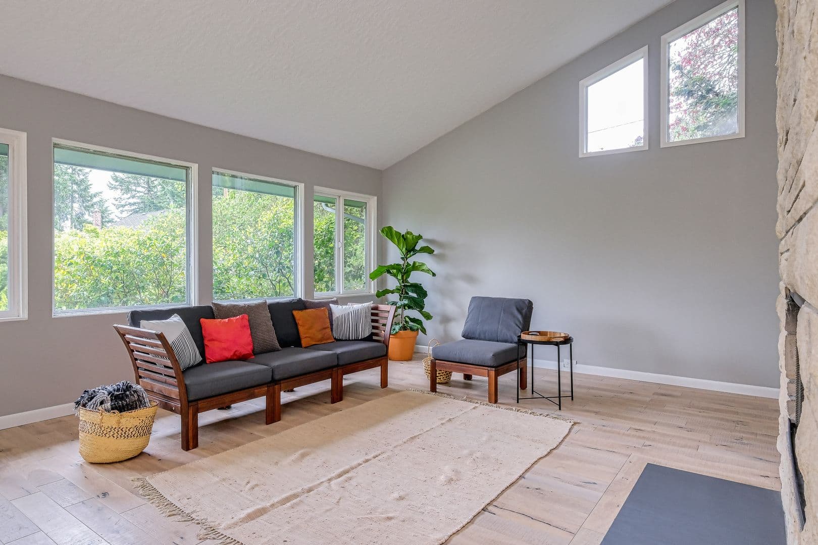 Lake Oswego House: 1698 Aspen St