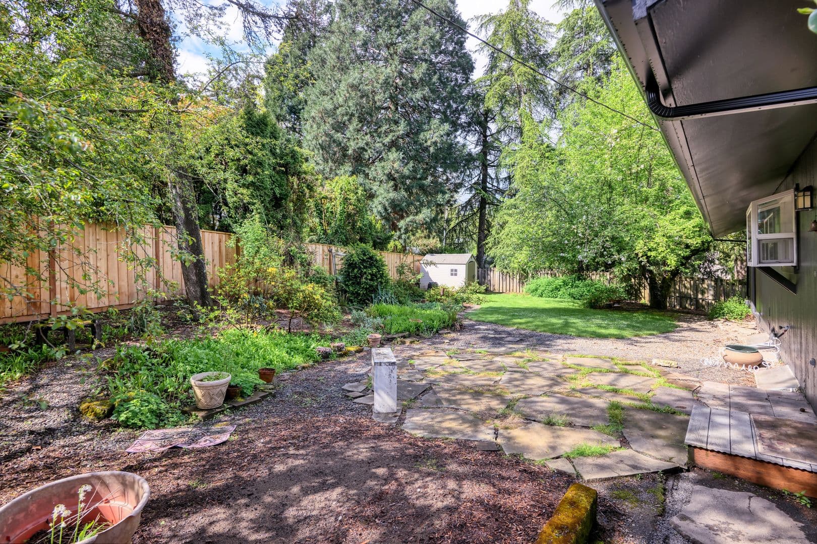 Lake Oswego House: 1698 Aspen St