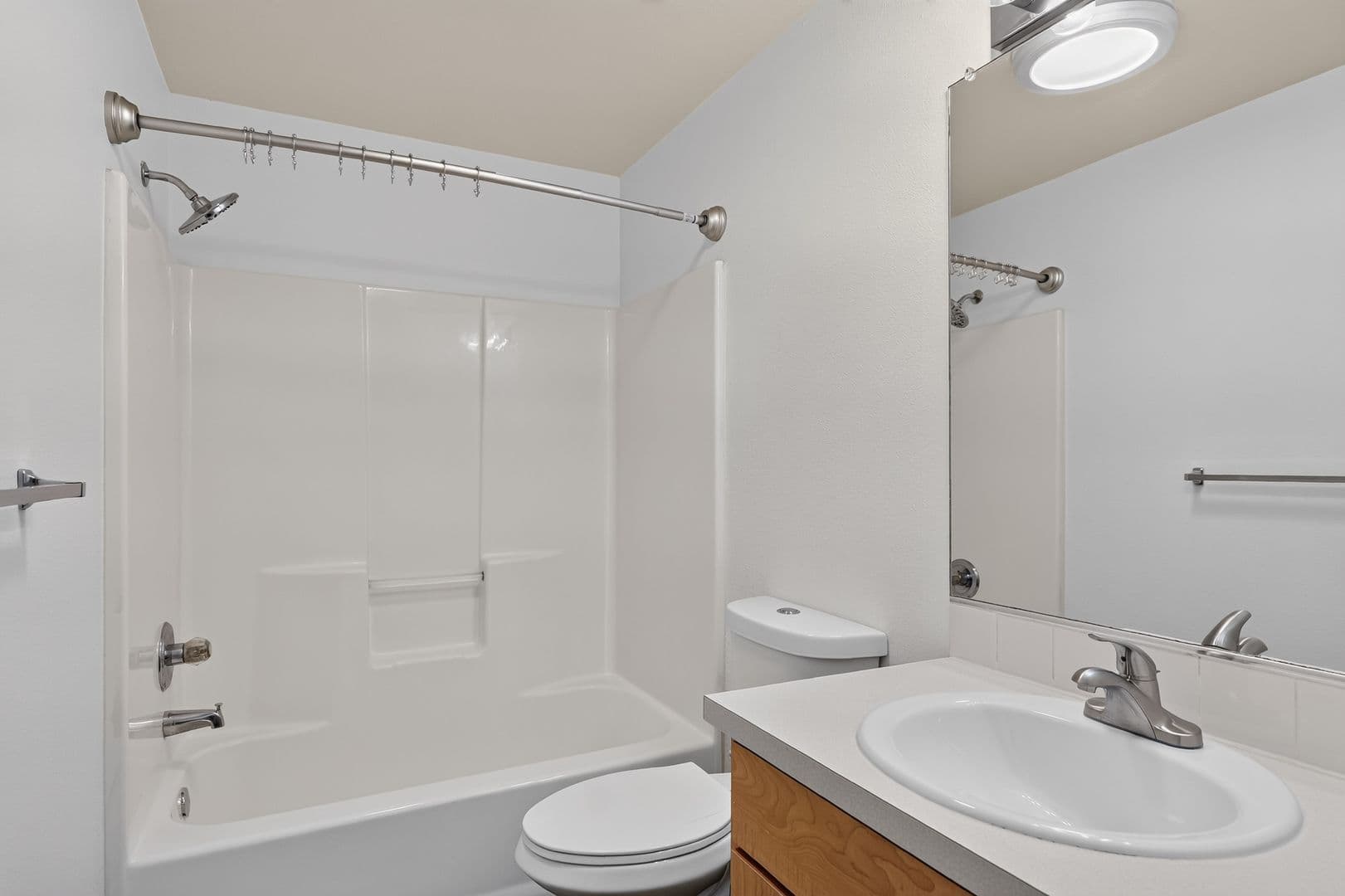 Beaverton Townhome: 4223 SW 159th Ave, unit #A