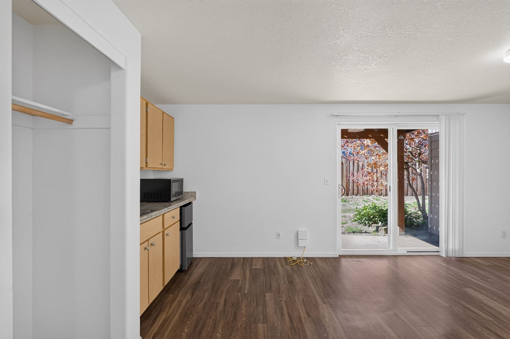 Beaverton Townhome: 4223 SW 159th Ave, unit #A