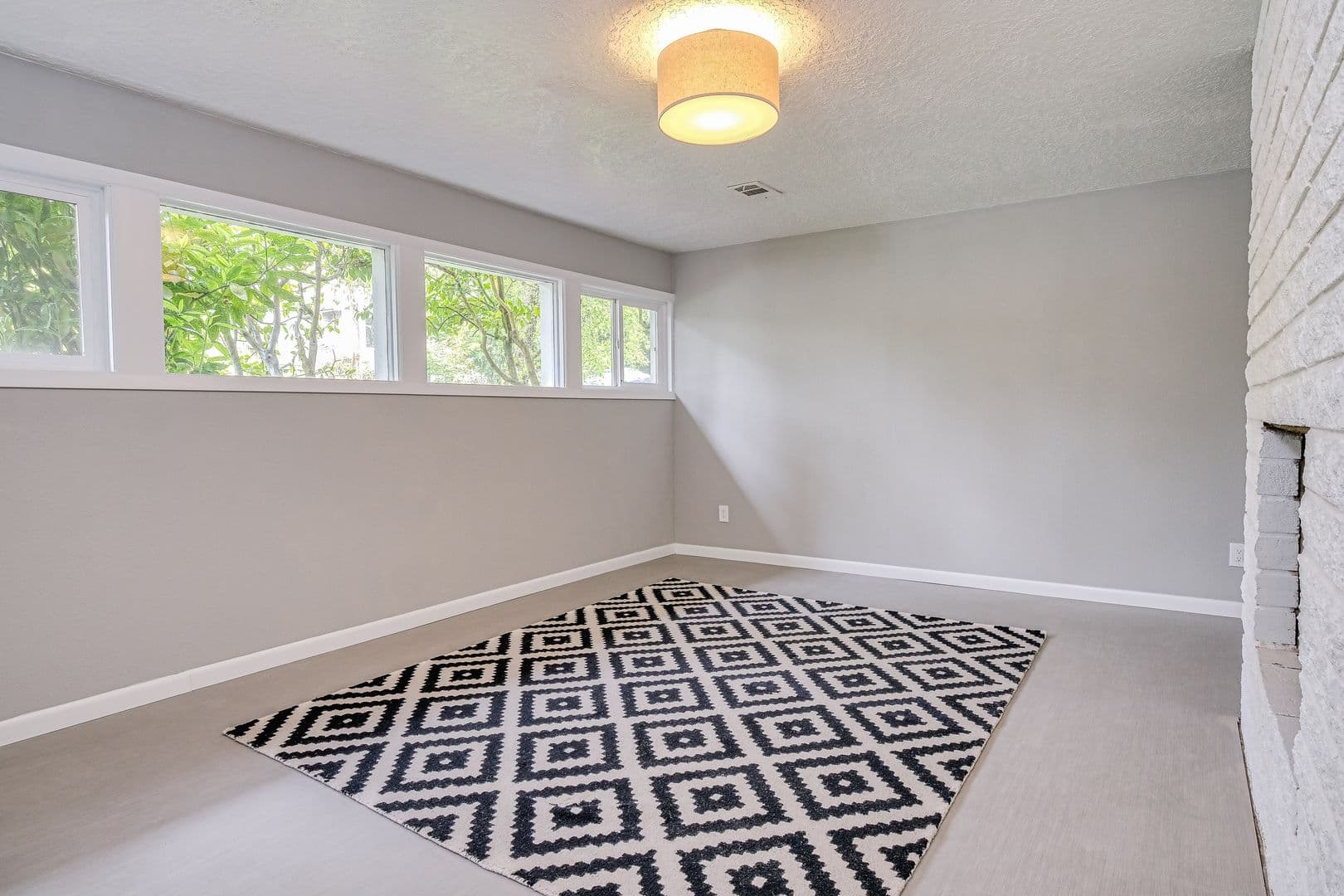 Lake Oswego House: 1698 Aspen St