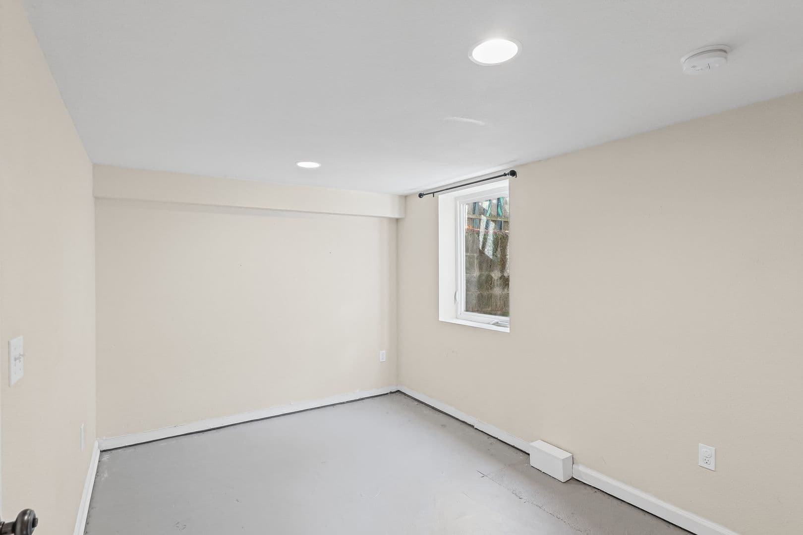 Portland House: 8213 N. Peninsular Avenue