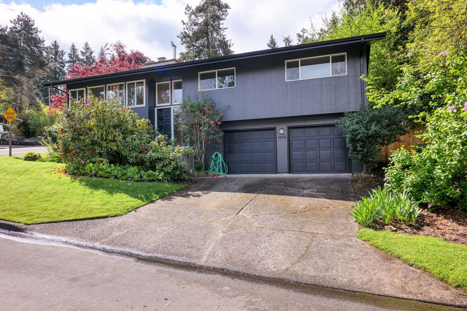 Lake Oswego House: 1698 Aspen St