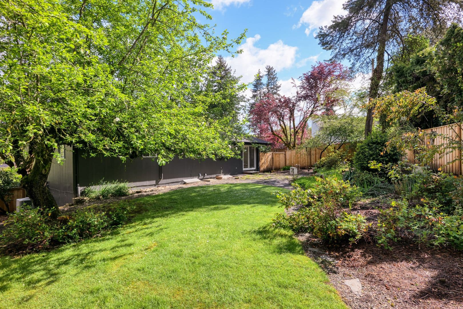 Lake Oswego House: 1698 Aspen St