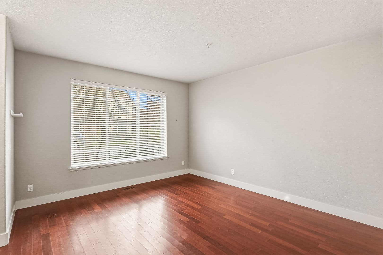 Wilsonville Townhome: 29246 SW Villebois Drive S.