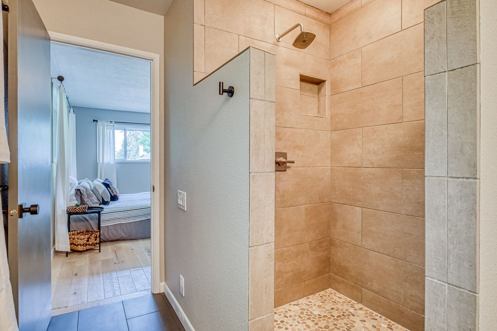 Lake Oswego House: 1698 Aspen St