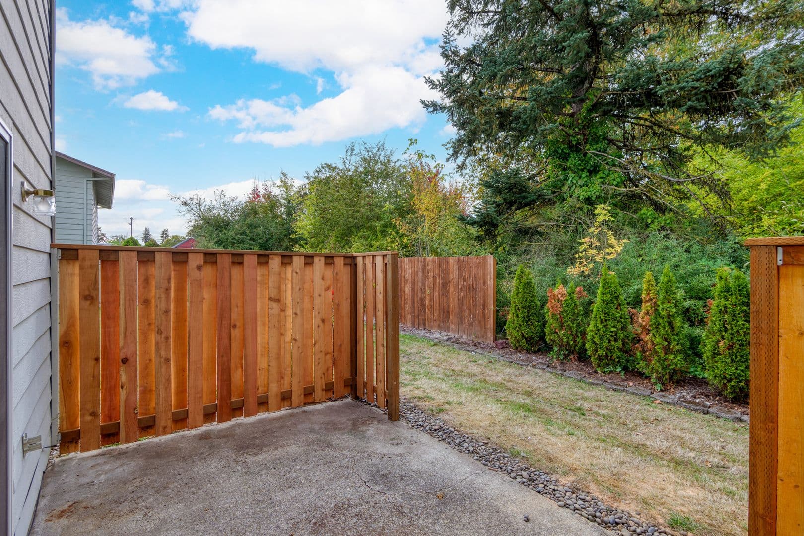 Beaverton Townhome: 17146 SW Alexander St