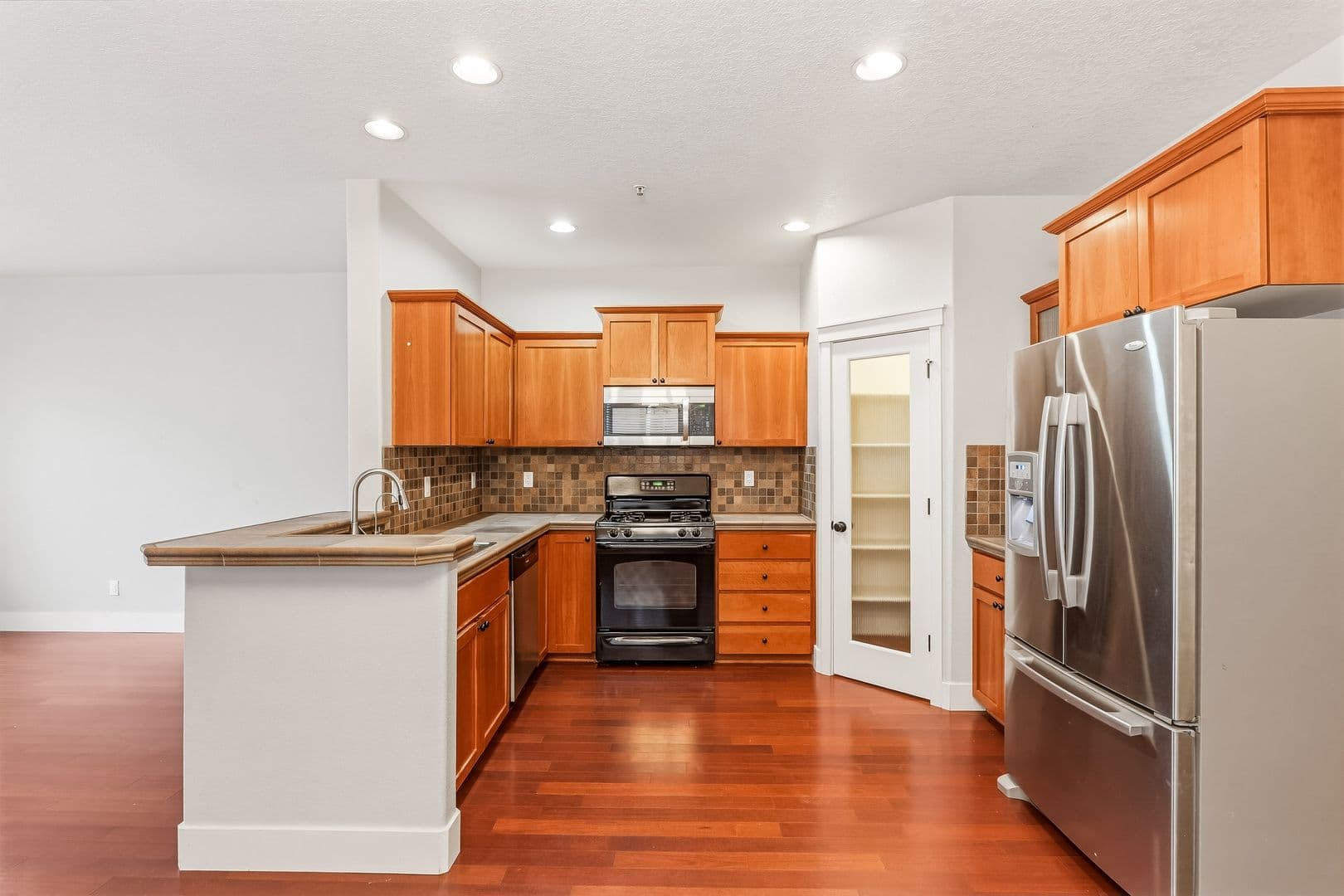Wilsonville Townhome: 29246 SW Villebois Drive S.