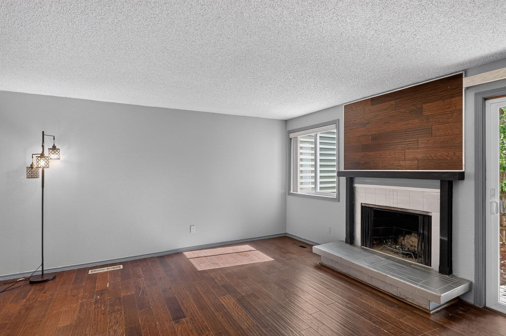 Beaverton Townhome: 5751 SW 204th Place