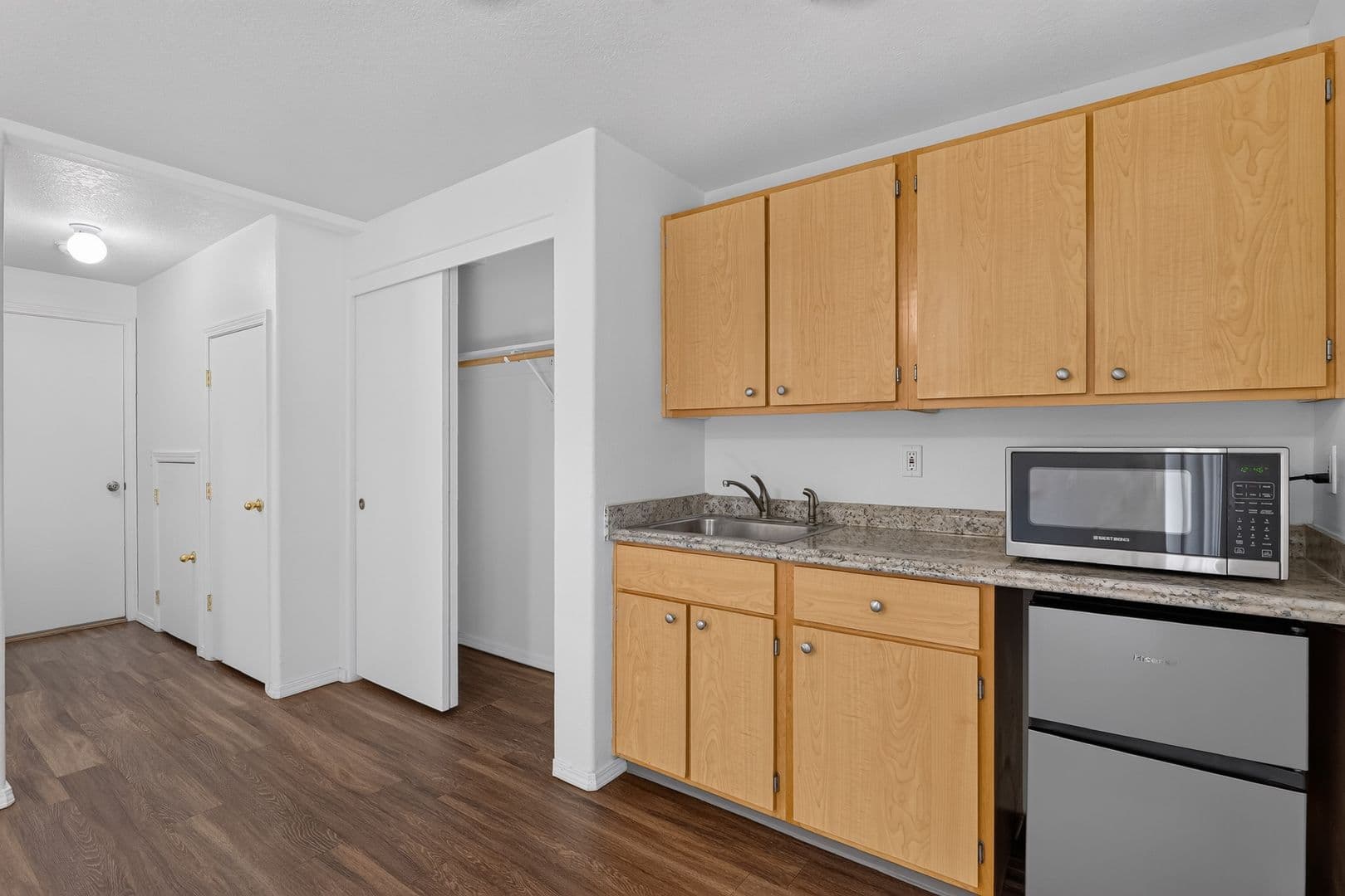 Beaverton Townhome: 4223 SW 159th Ave, unit #A