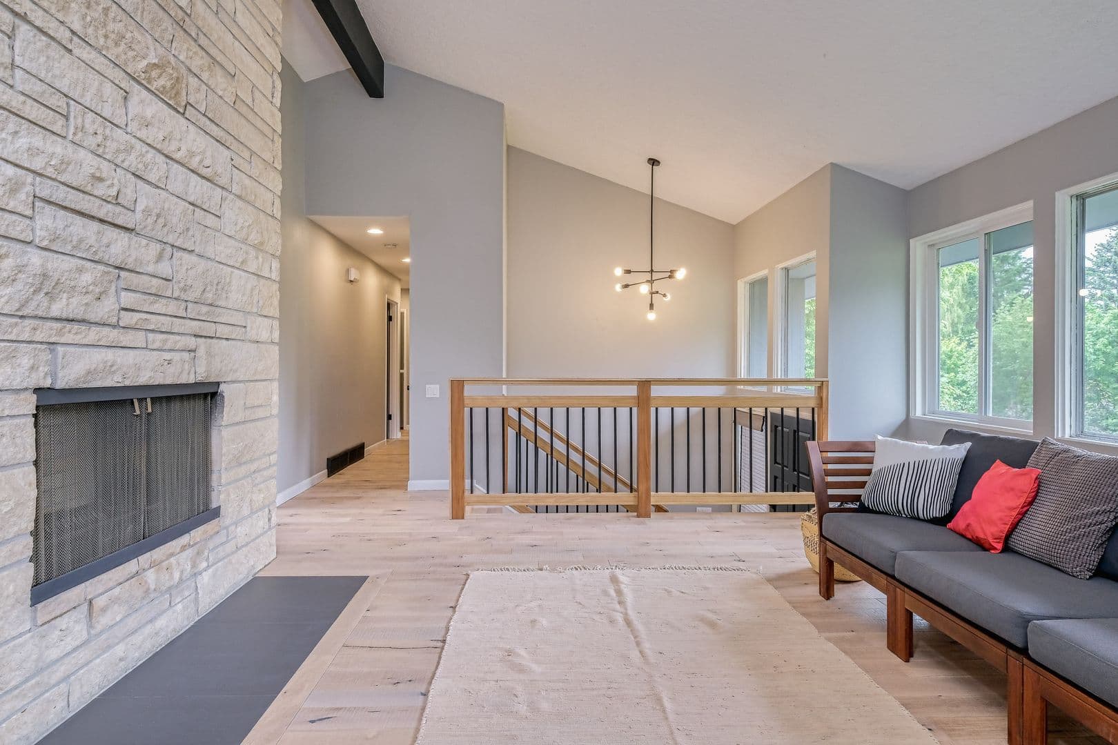 Lake Oswego House: 1698 Aspen St