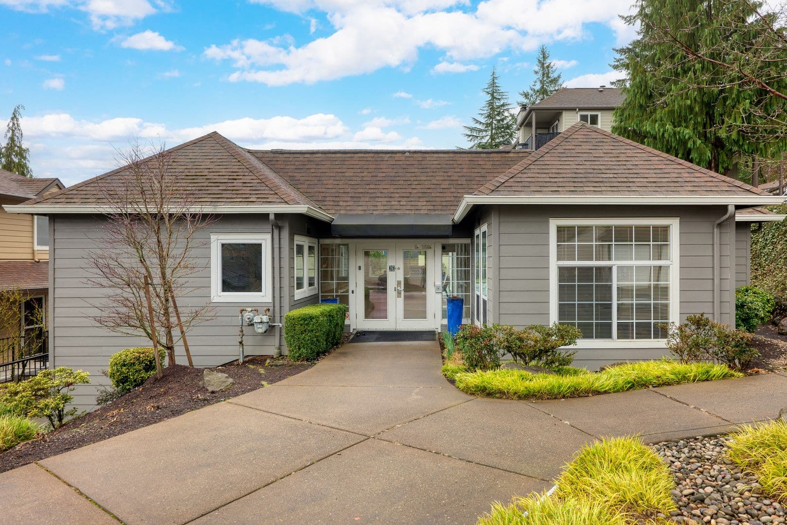 West Linn House: 6301 White Tail Dr Apt 51