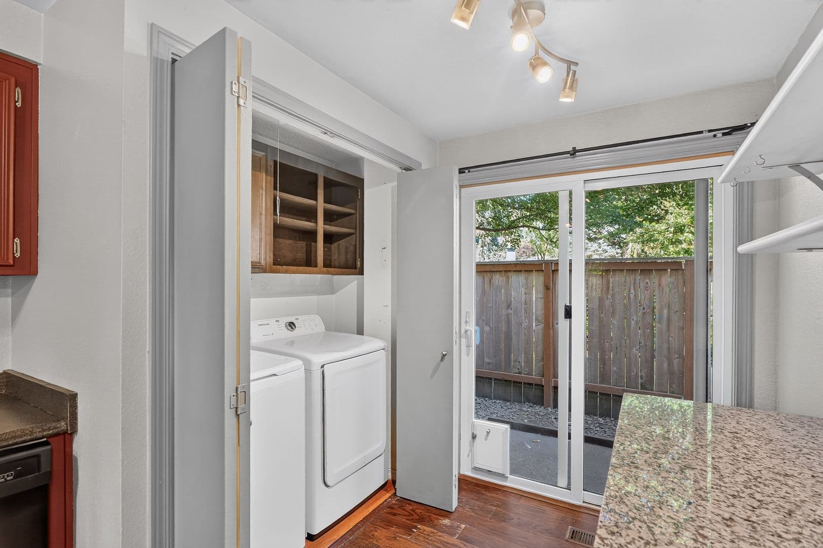 Beaverton Townhome: 5751 SW 204th Place