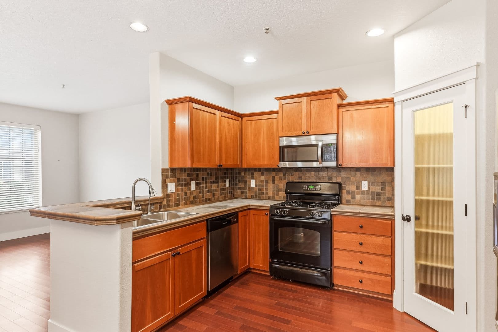 Wilsonville Townhome: 29246 SW Villebois Drive S.