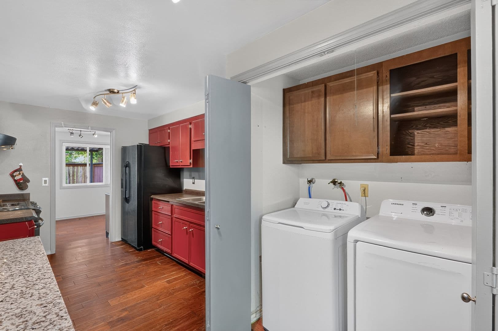 Beaverton Townhome: 5751 SW 204th Place