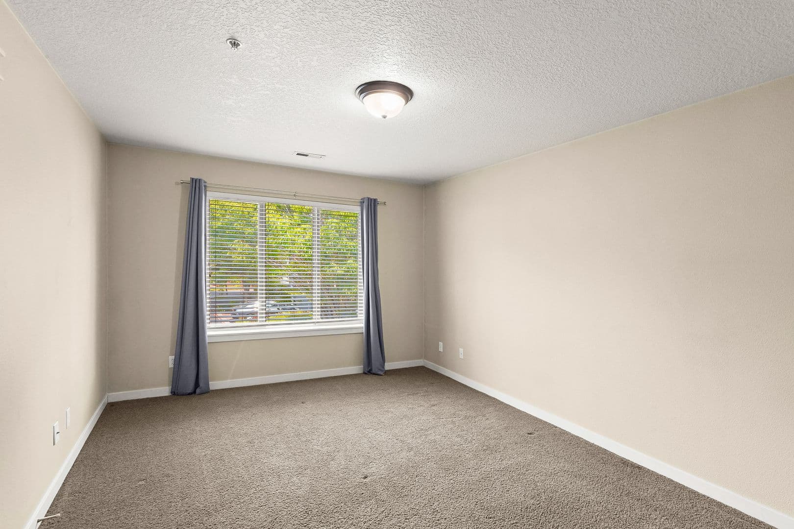 Wilsonville Townhome: 29259 SW Villebois Drive S.