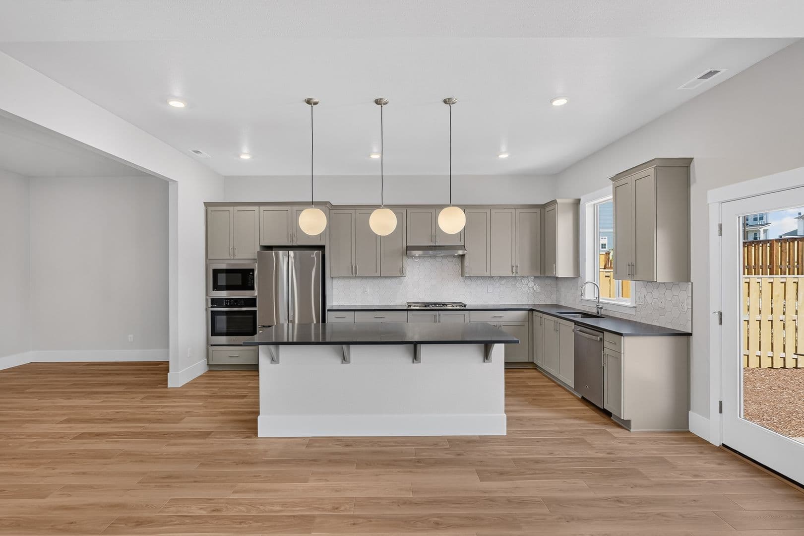 Beaverton House: 11810 SW 182nd Ave