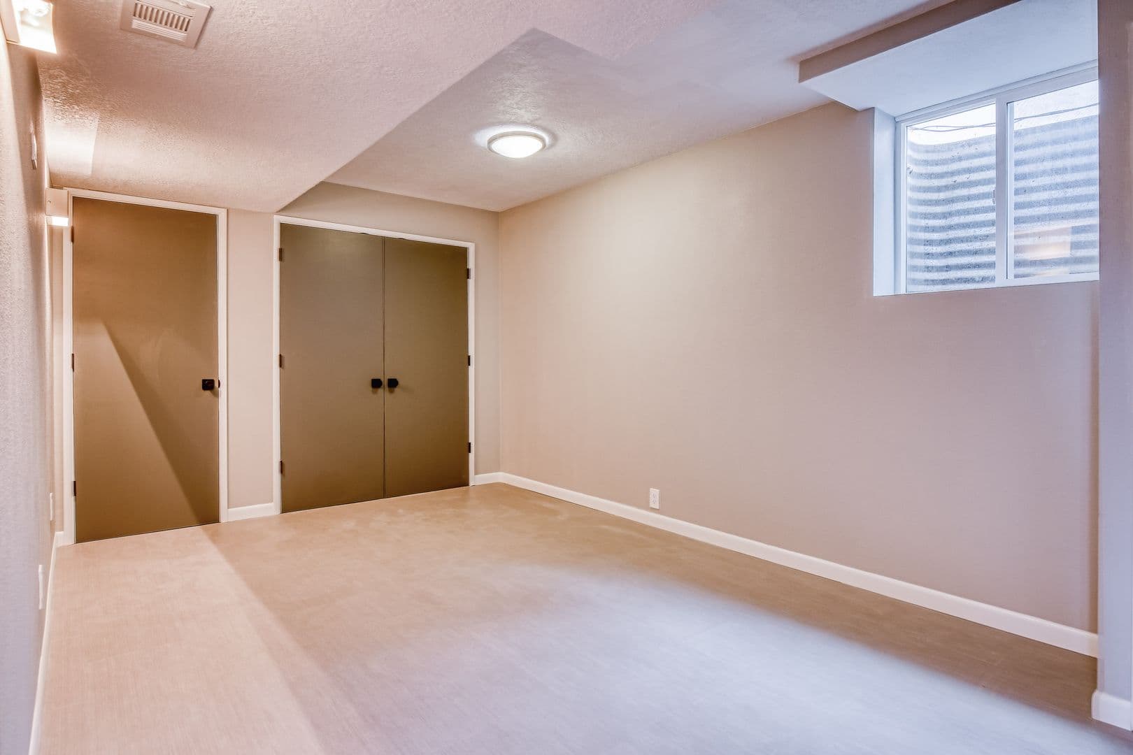 Lake Oswego House: 1698 Aspen St