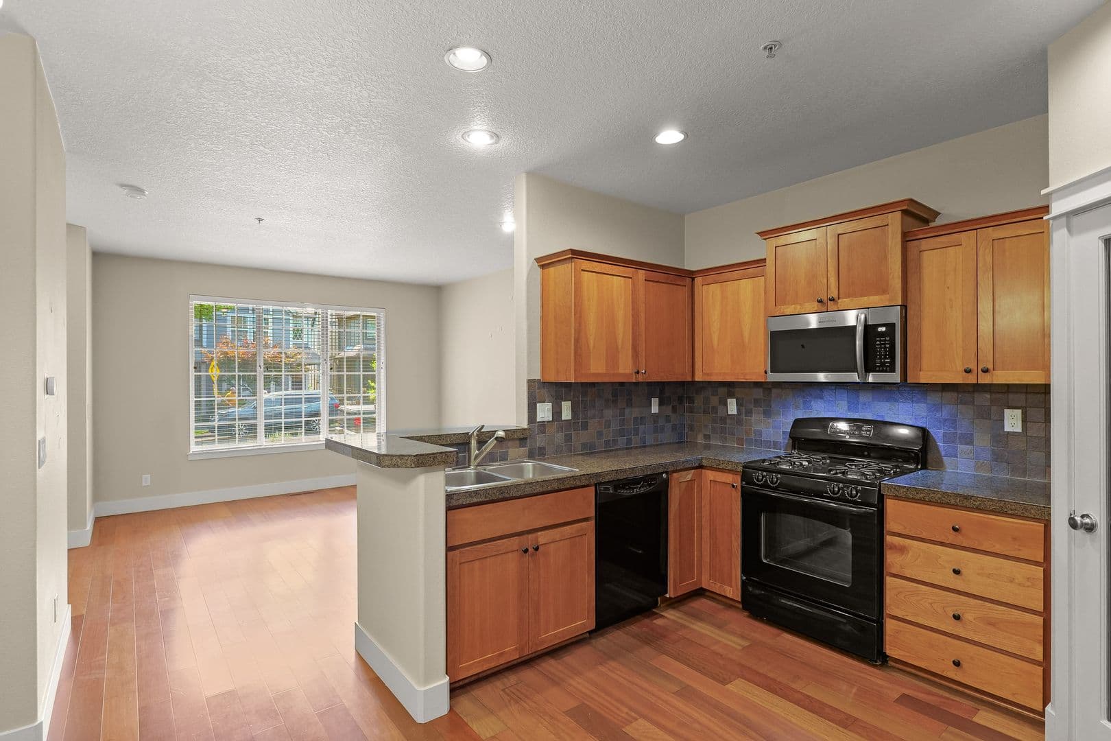 Wilsonville Townhome: 29259 SW Villebois Drive S.