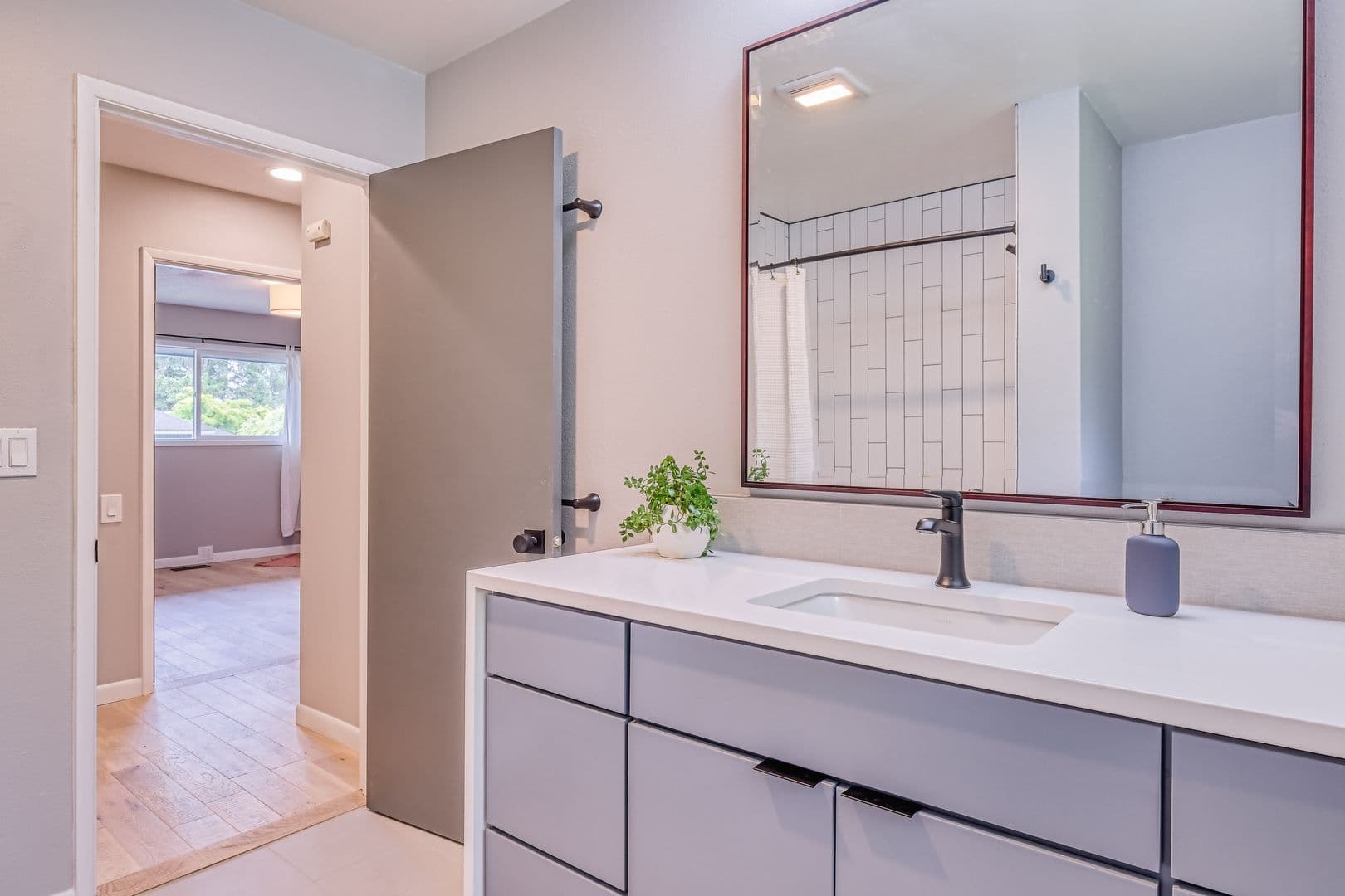 Lake Oswego House: 1698 Aspen St