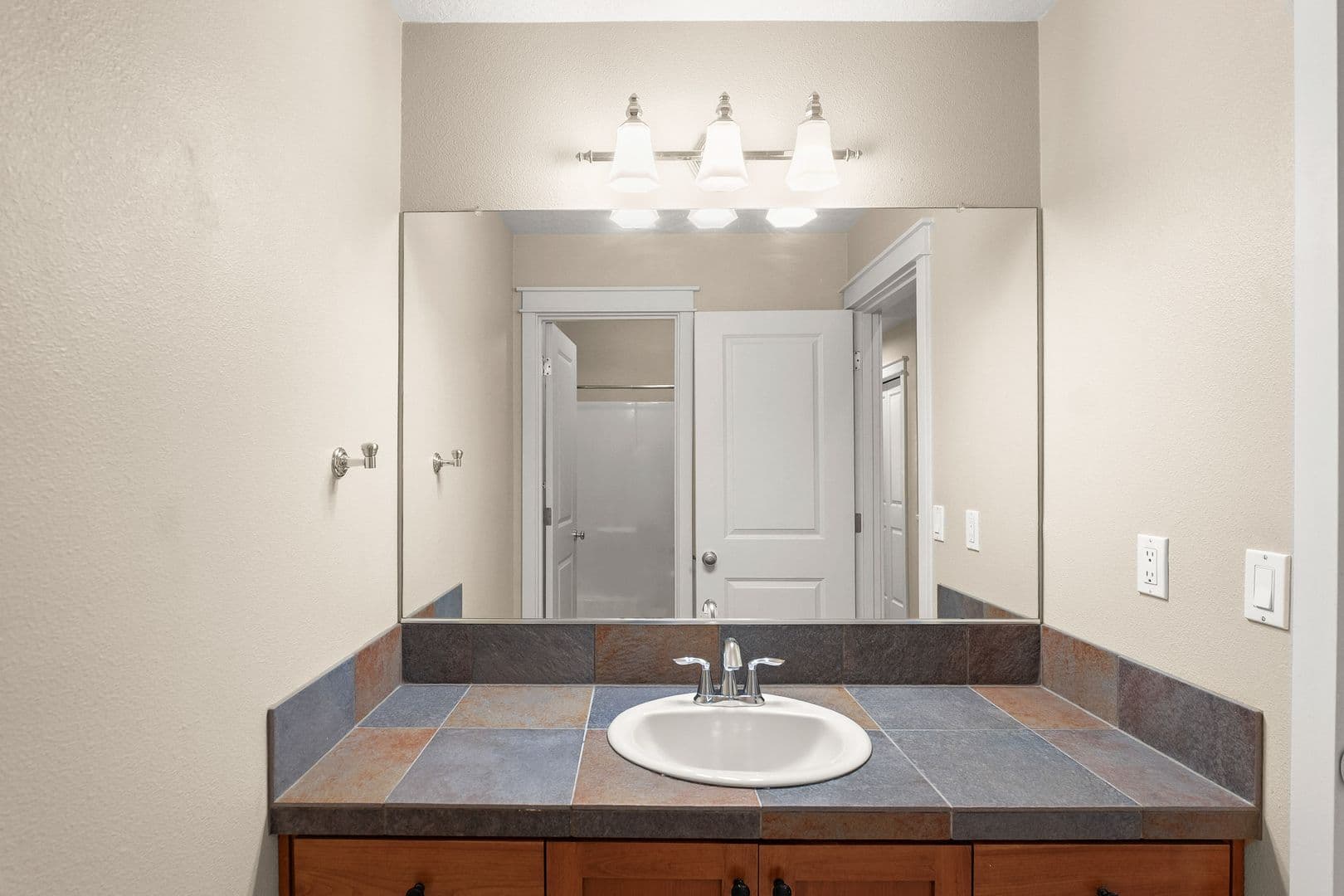 Wilsonville Townhome: 29259 SW Villebois Drive S.