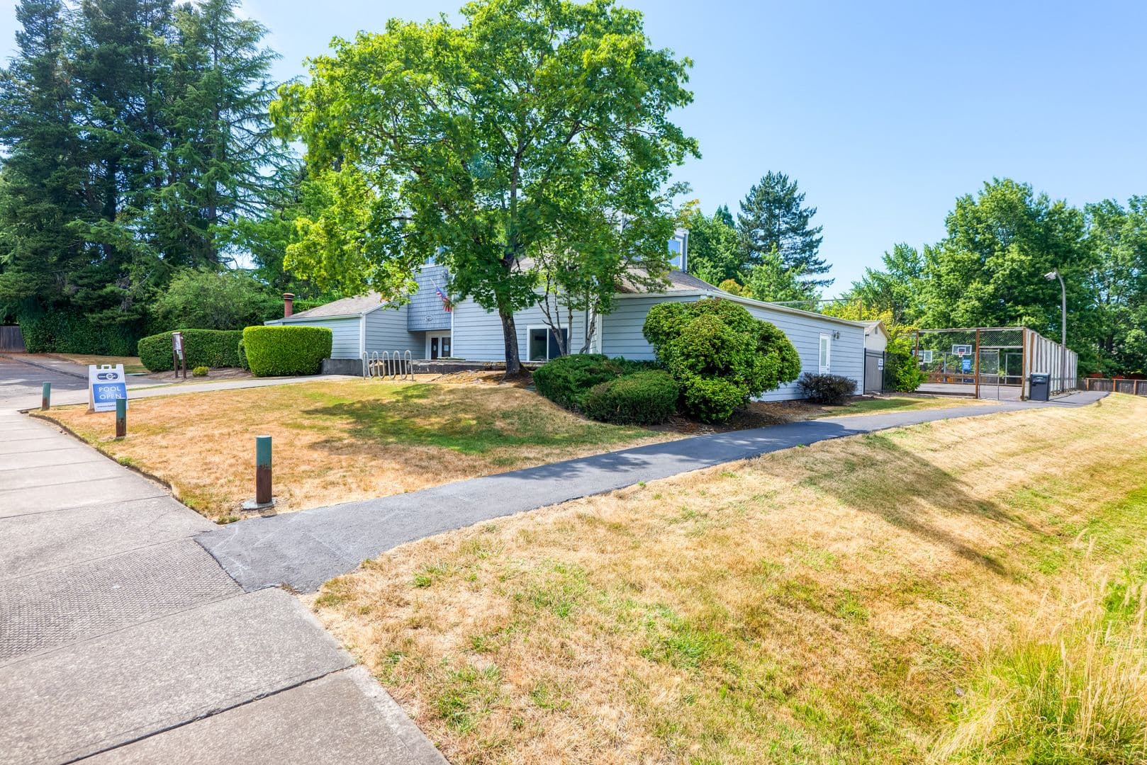 Beaverton Townhome: 5751 SW 204th Place
