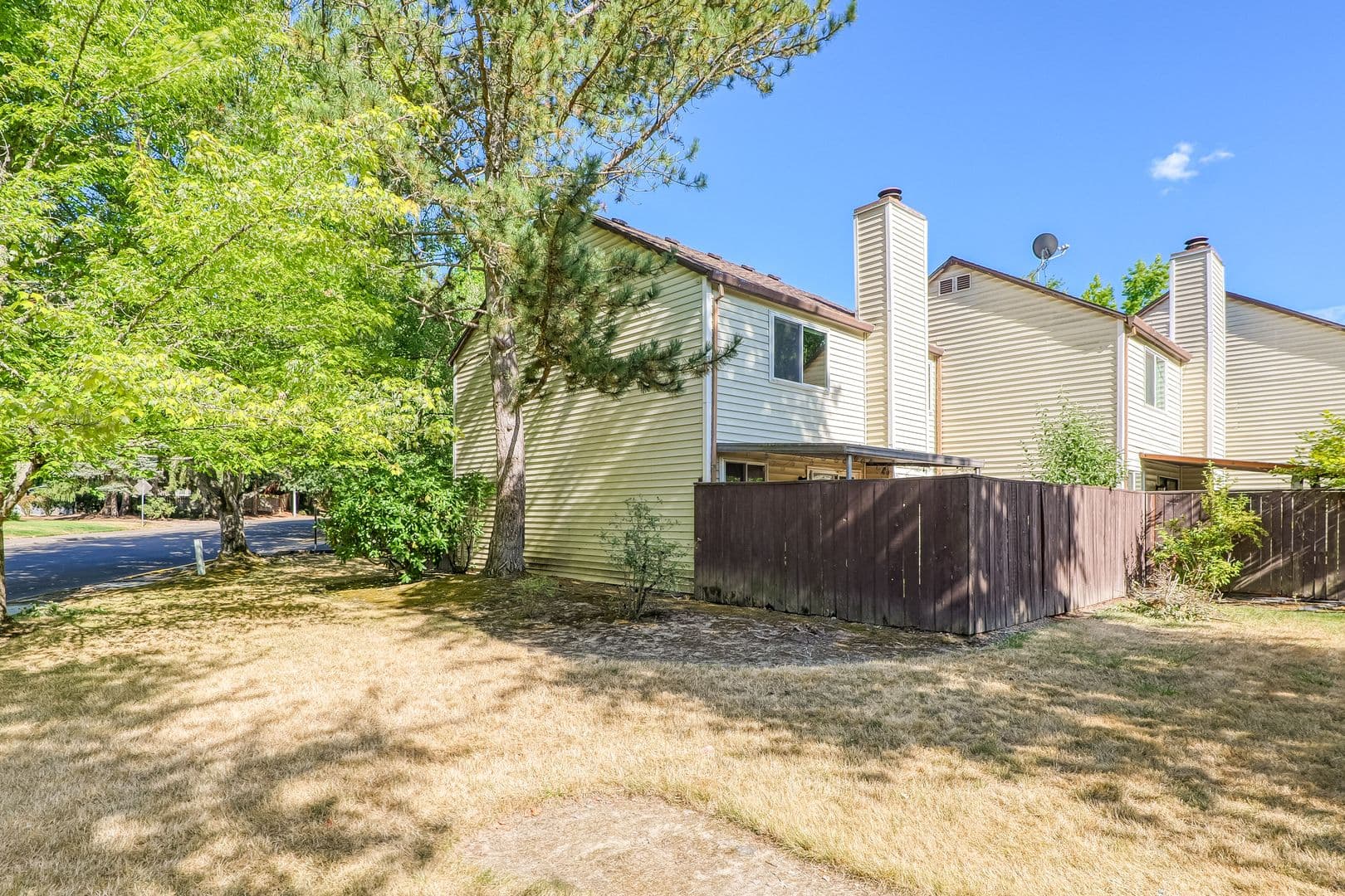 Beaverton Townhome: 5751 SW 204th Place