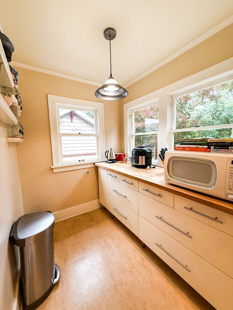Portland House: 3524 NE 13TH AVE