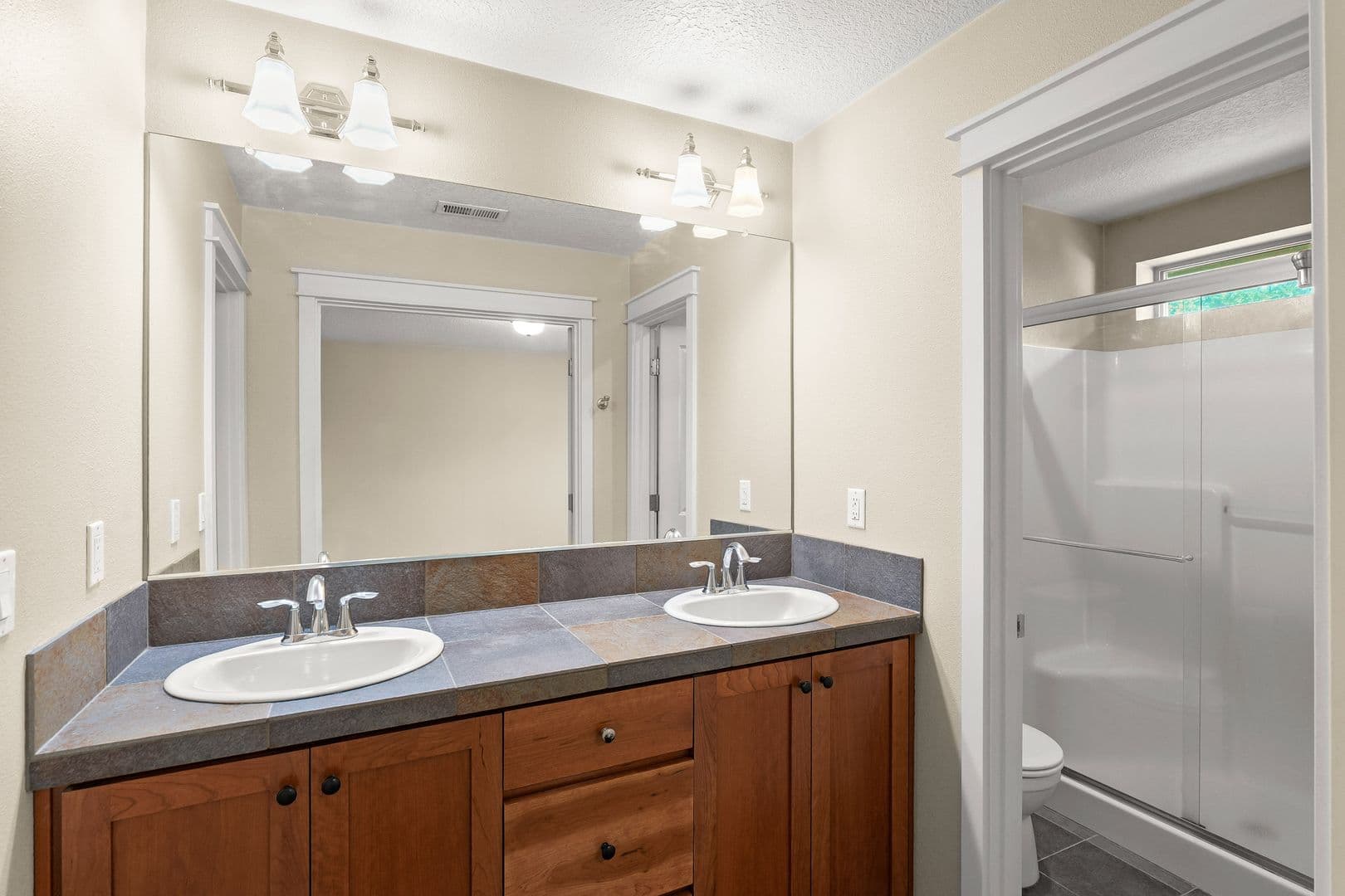 Wilsonville Townhome: 29259 SW Villebois Drive S.