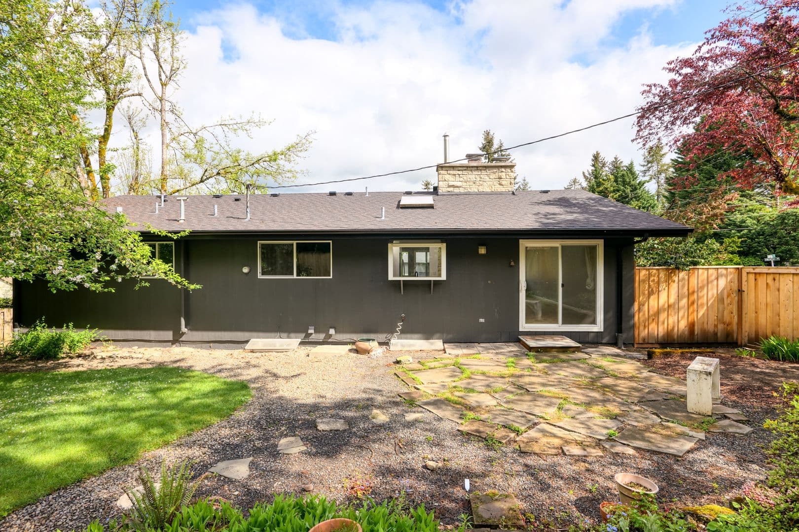 Lake Oswego House: 1698 Aspen St
