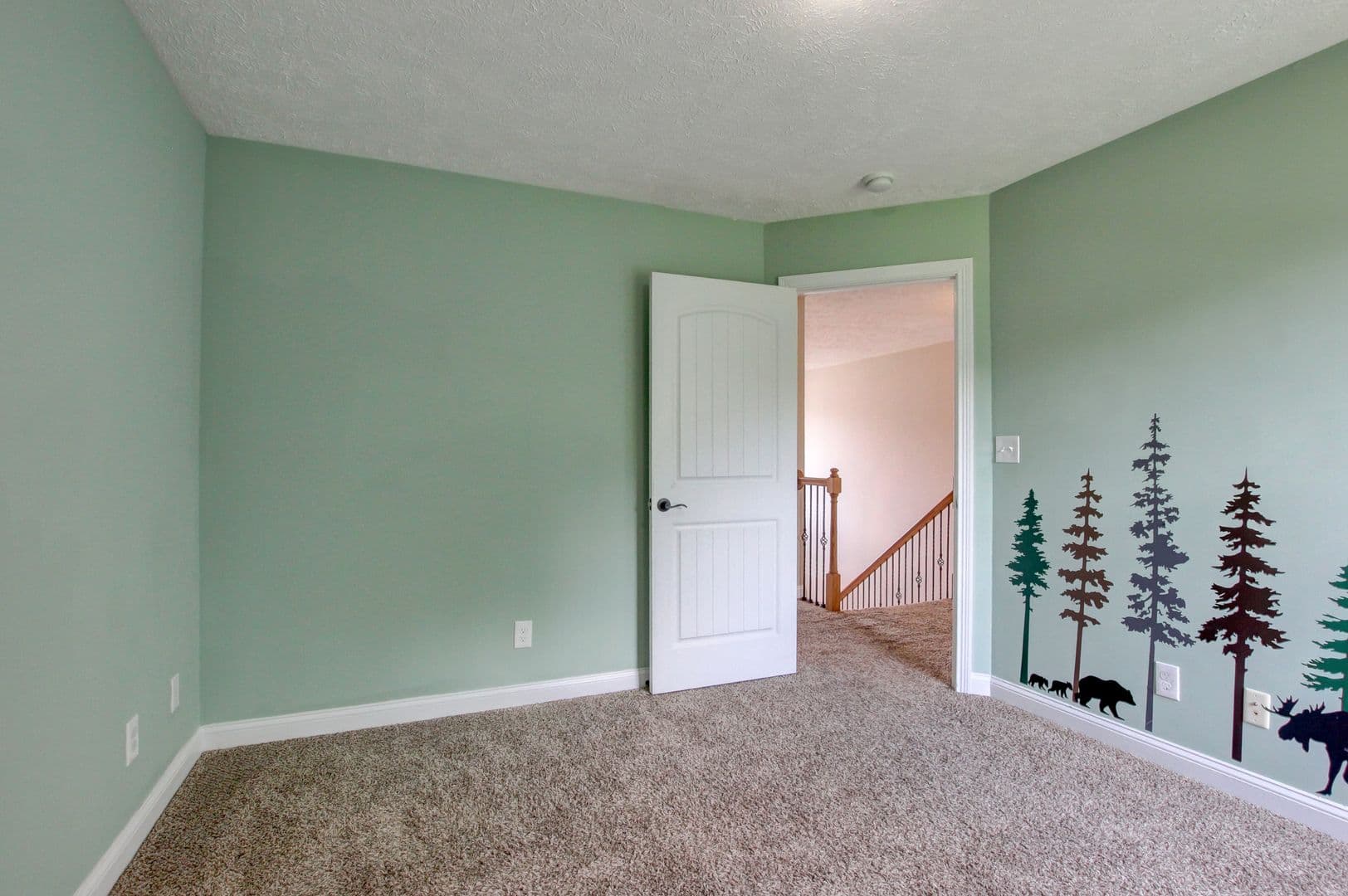 Clarksville House: 716 Cavalier Drive