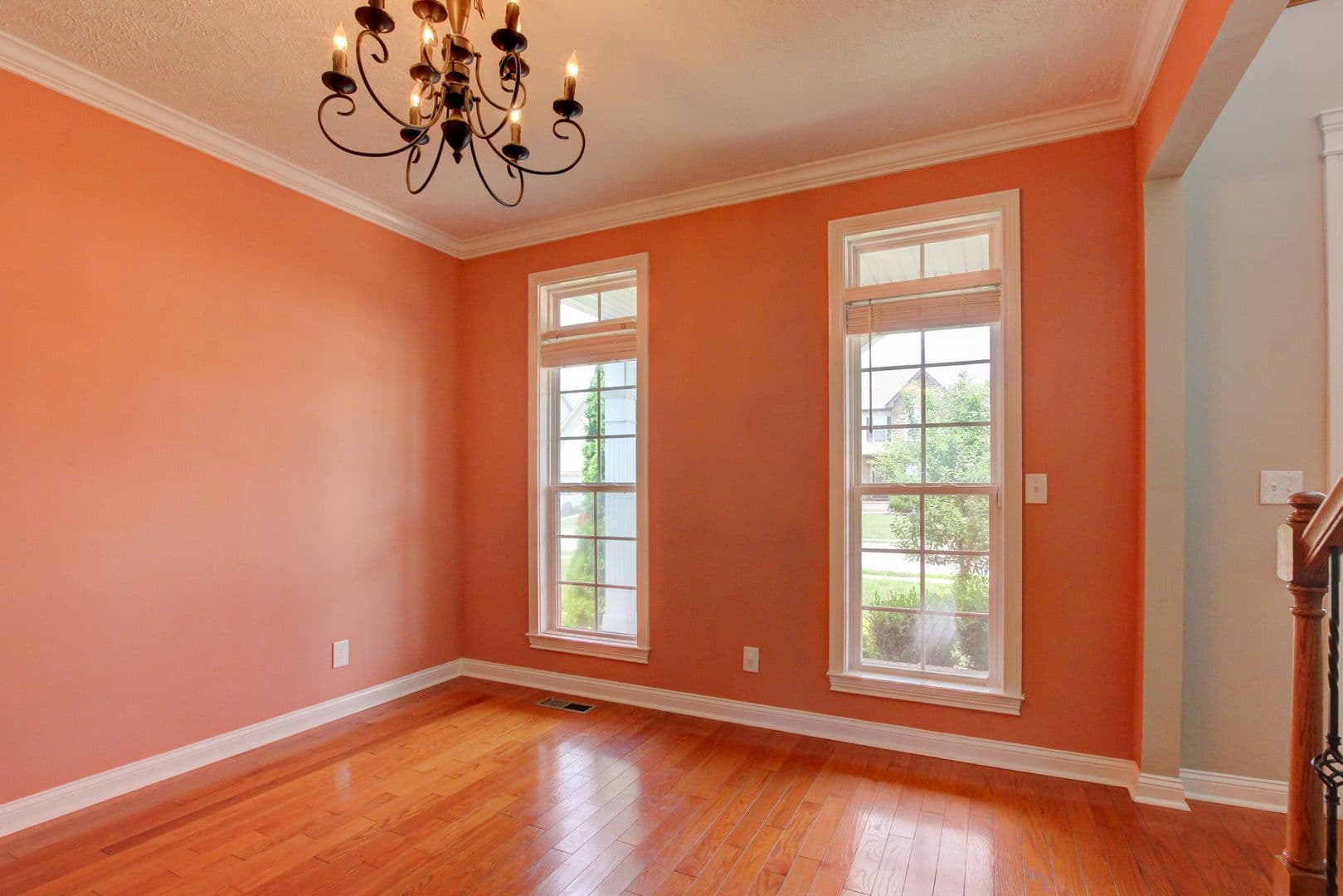 Clarksville House: 716 Cavalier Drive