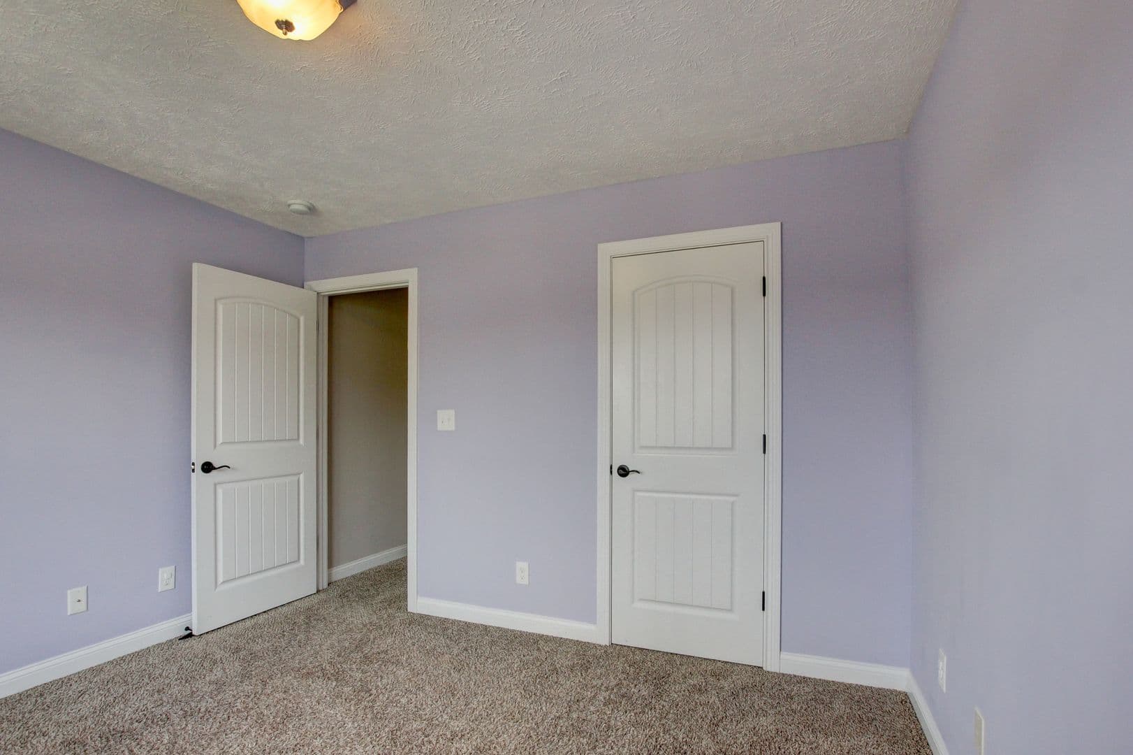 Clarksville House: 716 Cavalier Drive
