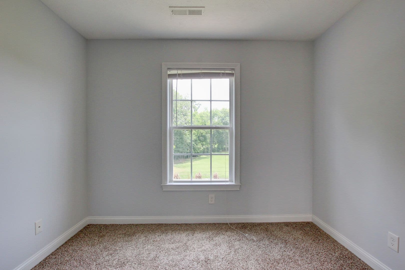 Clarksville House: 716 Cavalier Drive